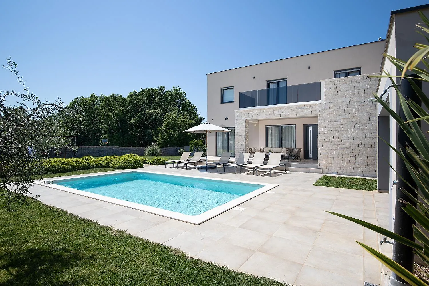 Villa Lobe 普拉